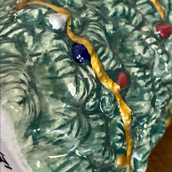 Holiday Bear and Tree Figurines as is - Picture 5 of 5